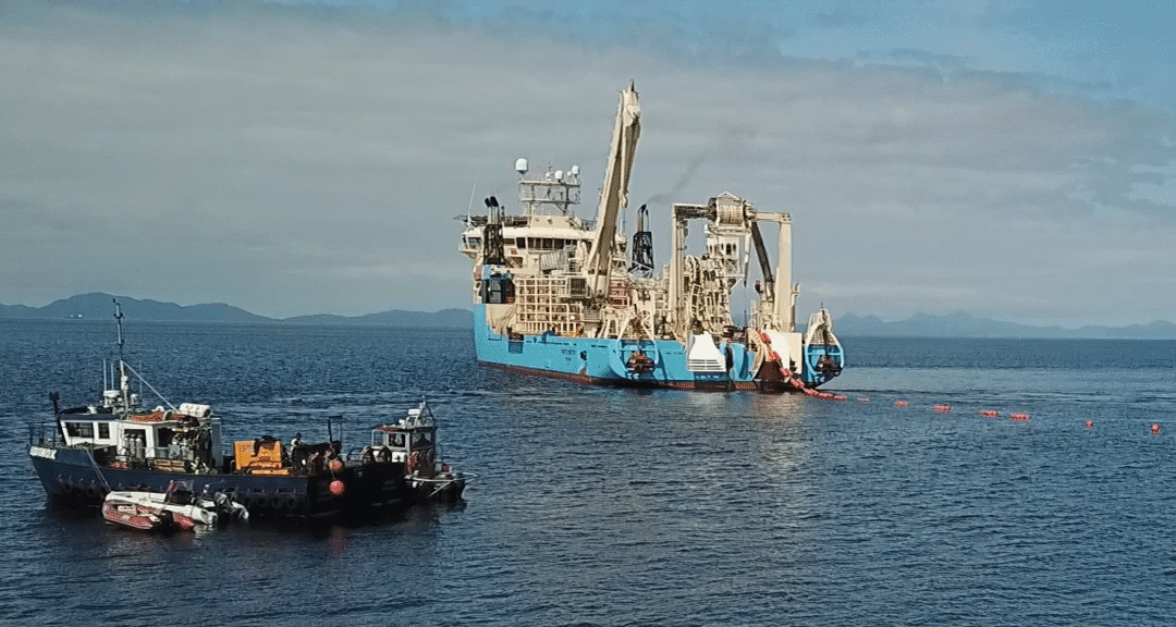 Subsea cable installation support